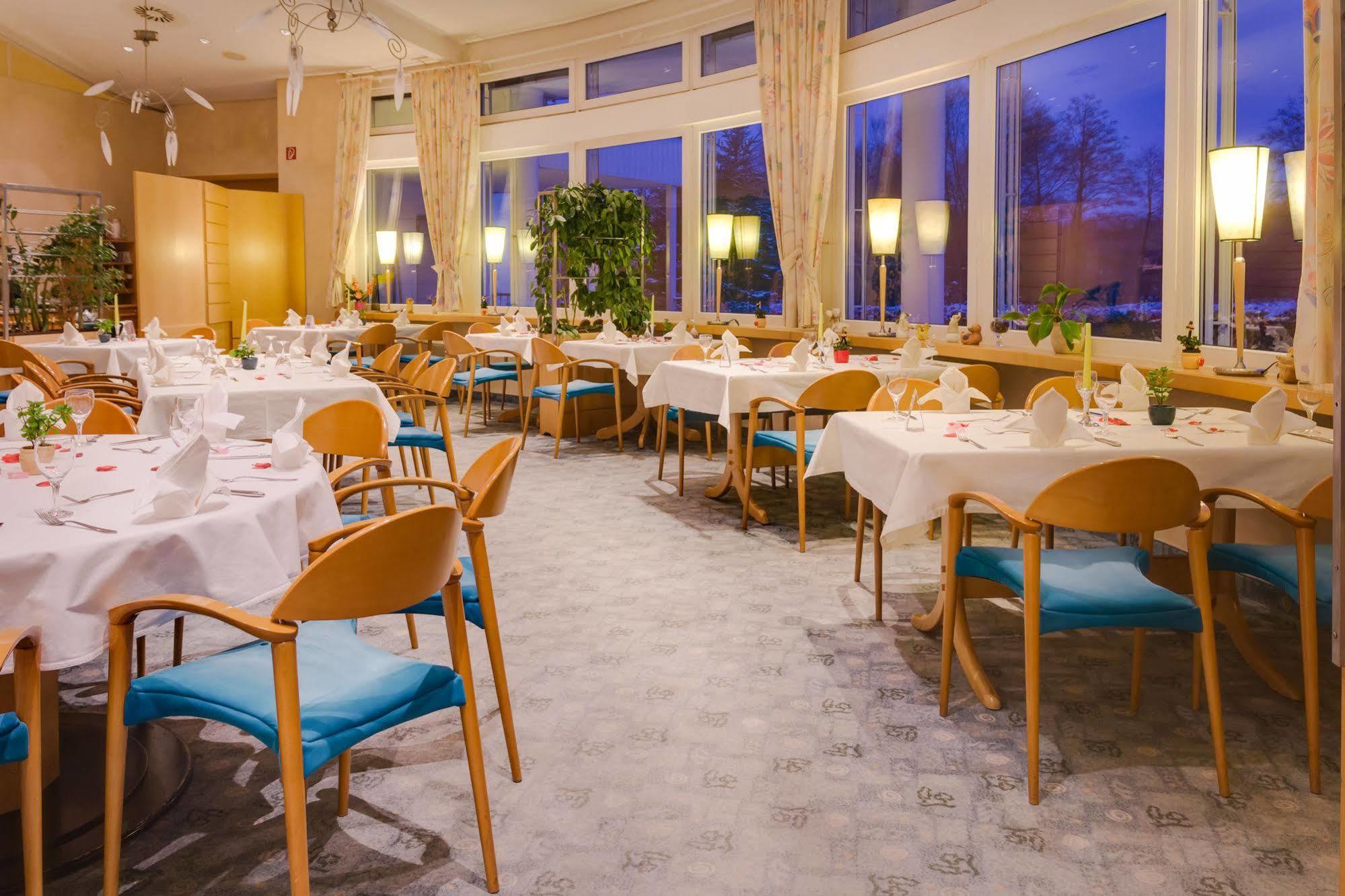 Seehotel Luisenhof Falkenhagen  Buitenkant foto