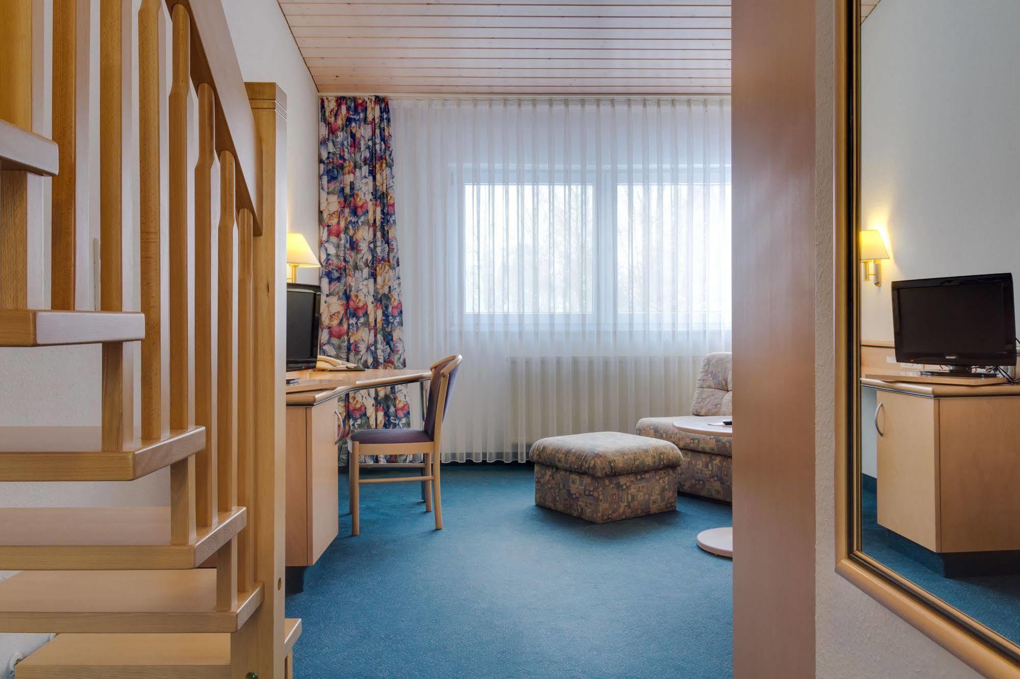 Seehotel Luisenhof Falkenhagen  Buitenkant foto
