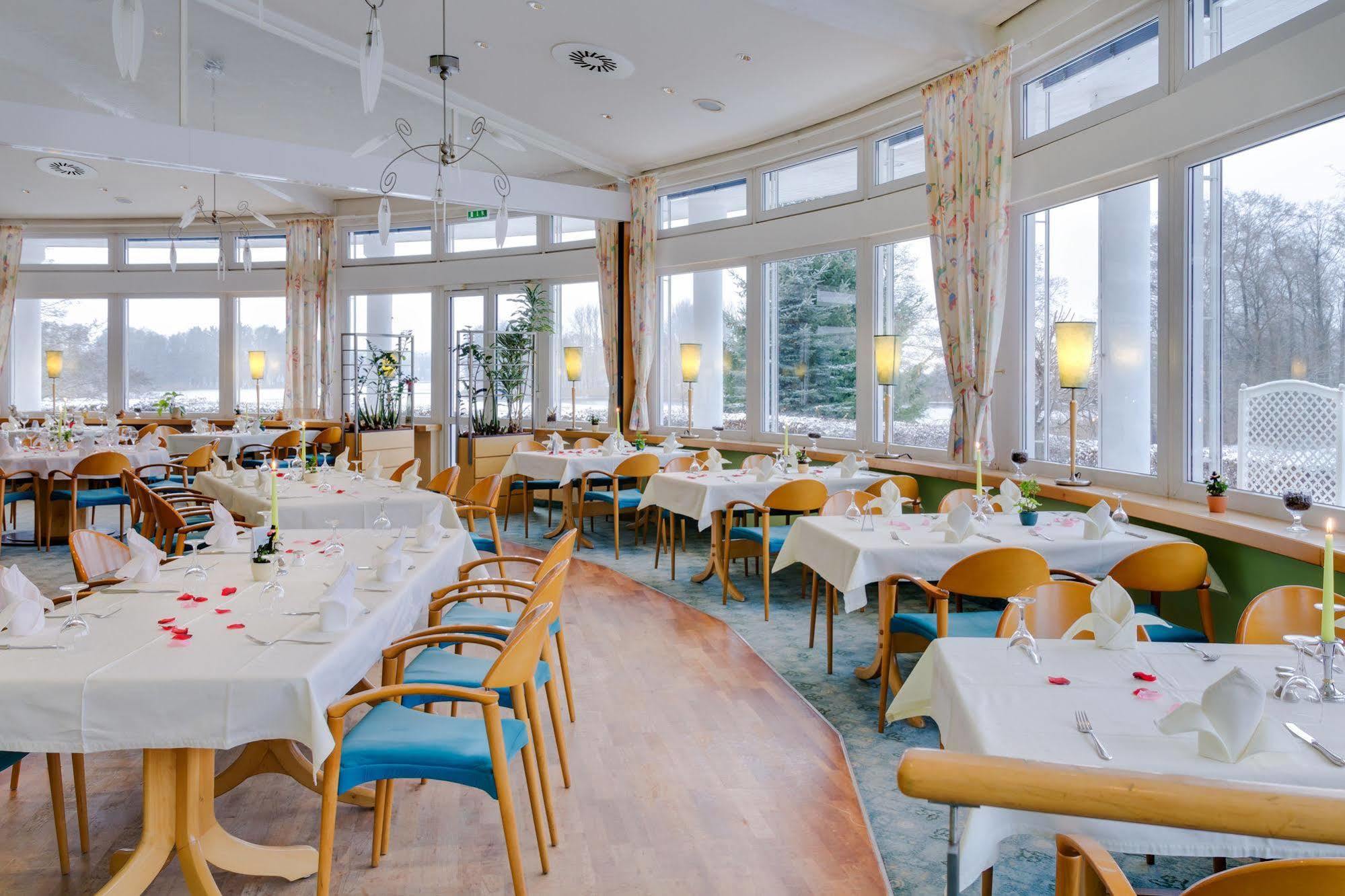 Seehotel Luisenhof Falkenhagen  Buitenkant foto
